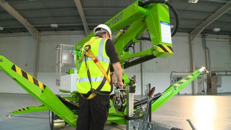 insurance while using cherry picker