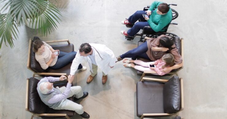 Patient flow and interaction within a clinic environment reflecting coordinated care and accessibility